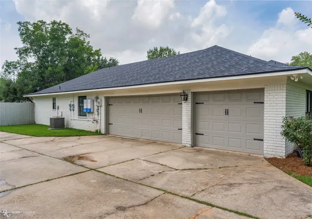 3rd image of 5404 Coach Rd, Bossier City, LA 71111 | MLS# 21333530