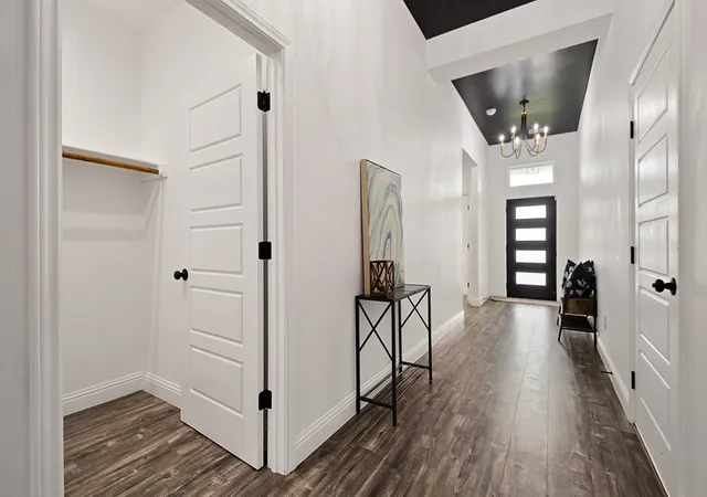 Photo 3 of Sale Pending at 4325 Carmel Ave, Fort Worth, TX 76119 | MLS# 21333869 | Listing updated on 2026-08-25