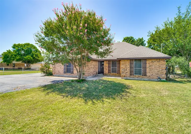 Homes for sale in Crowley, TX | 2705 County Road 920, Crowley, TX 76036 | MLS# 21329505