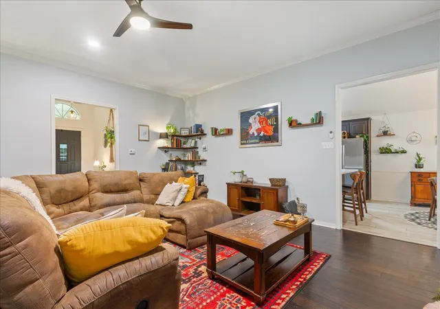 Photo 4 of Single family home for sale at 10308 Eagle Mountain Dr, Waco, TX 76712 | MLS# 21334044 | Listing updated on 2026-08-28