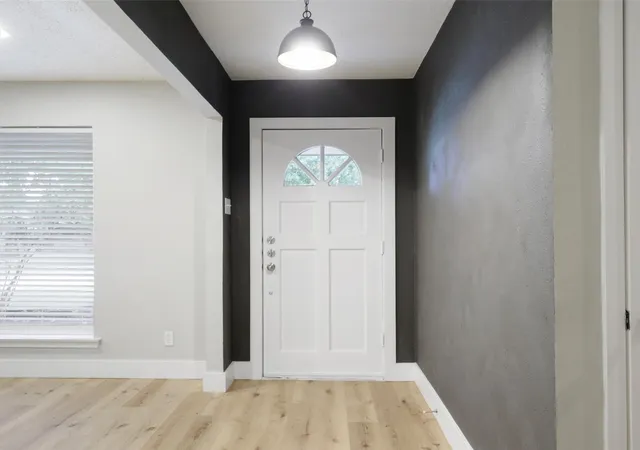 Photo 3 of Sale Pending at 13620 Spring Grove Ave, Dallas, TX 75240 | MLS# 21332666 | Listing updated on 2026-07-23