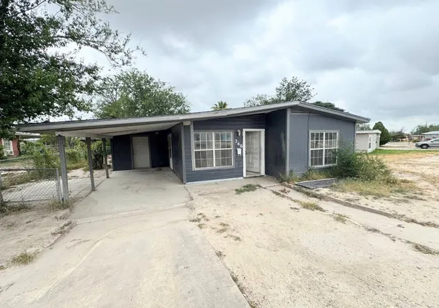 3rd image of 346 Marshall Smith Dr, Del Rio, TX 78840 | MLS# 21332622
