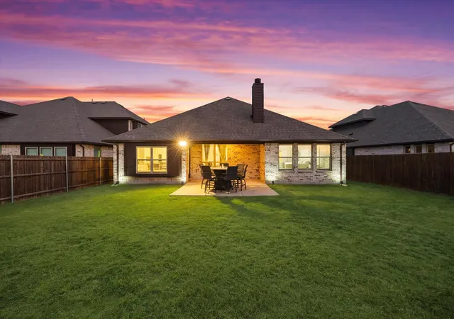 Photo 3 of Single family home for sale at 3904 Holly Springs Ln, Kaufman, TX 75142 | MLS# 21333500 | Listing updated on 2026-07-19