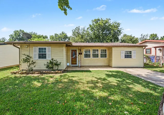 Photo 1 of Single family home for sale at 2520 Collingwood Dr, Dallas, TX 75234 | MLS# 21318439 | Listing updated on 2026-08-18