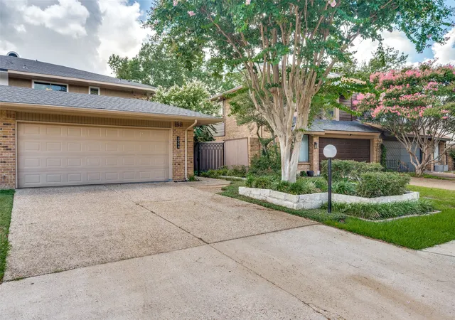 Photo 2 of Single family home for sale at 4984 Thunder Rd, Dallas, TX 75244 | MLS# 21333516 | Listing updated on 2026-08-11