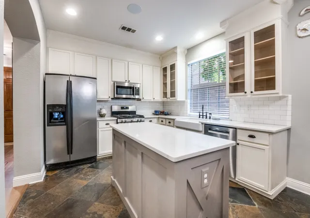 Photo 4 of Single family home for sale at 2452 Dockside, Grand Prairie, TX 75054 | MLS# 21334229 | Listing updated on 2026-07-17