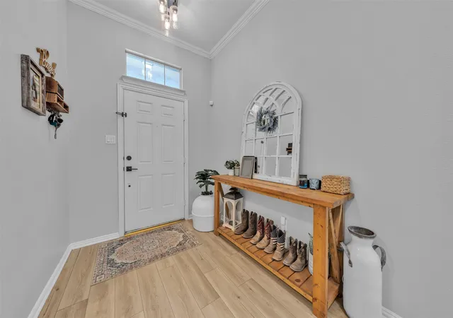 Photo 2 of Single family home for sale at 510 Dover Park Trl, Mansfield, TX 76063 | MLS# 21318452 | Listing updated on 2026-08-27