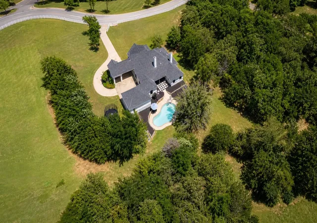 Photo 2 of Single family home for sale at 1901 Spring Mountain Rd, Cross Roads, TX 76227 | MLS# 21330237 | Listing updated on 2026-09-27