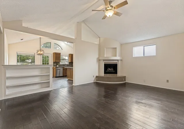 Photo 2 of Single family home for sale at 10209 Cool Spring Dr, Fort Worth, TX 76108 | MLS# 21334294 | Listing updated on 2026-08-29