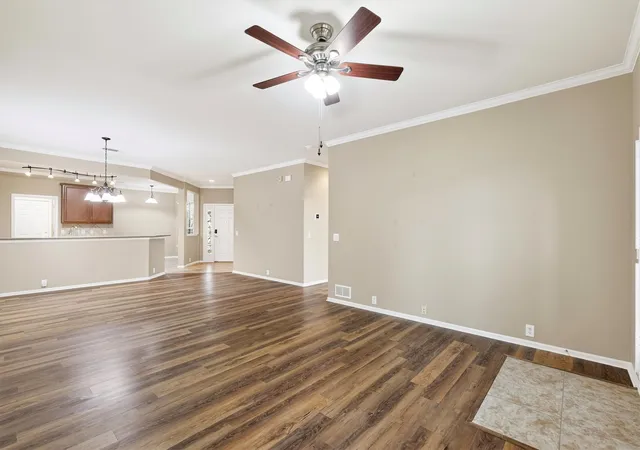 Photo 3 of Single family home for sale at 3801 Stone Oak Blvd, Denton, TX 76210 | MLS# 21334076 | Listing updated on 2026-08-17