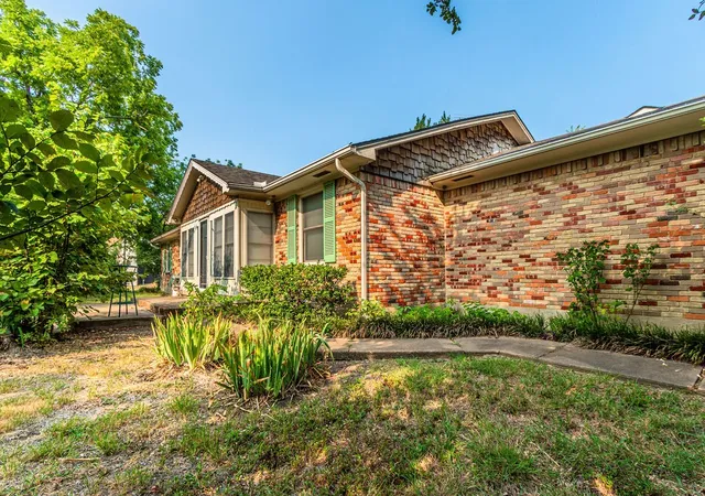 Photo 2 of Single family home for sale at 10894 State Hwy 205, Lavon, TX 75166 | MLS# 21330794 | Listing updated on 2026-08-21