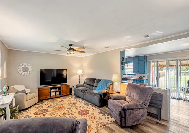 Photo 3 of Single family home for sale at 514 Malibu St, Malakoff, TX 75148 | MLS# 21330314 | Listing updated on 2026-09-19