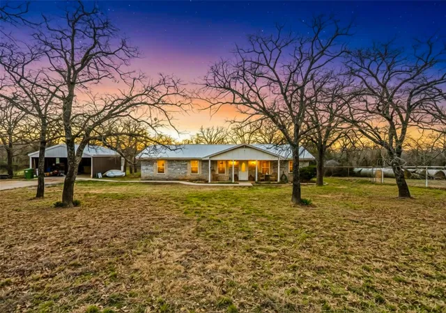 Photo 1 of Single family home for sale at 241 County Road 3689, Paradise, TX 76073 | MLS# 21334389 | Listing updated on 2026-07-18