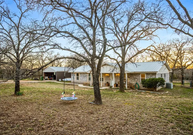 Photo 3 of Single family home for sale at 241 County Road 3689, Paradise, TX 76073 | MLS# 21334389 | Listing updated on 2026-07-18