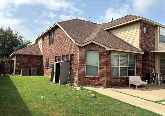4th image of 2756 Explorador, Grand Prairie, TX 75054 | MLS# 21334162