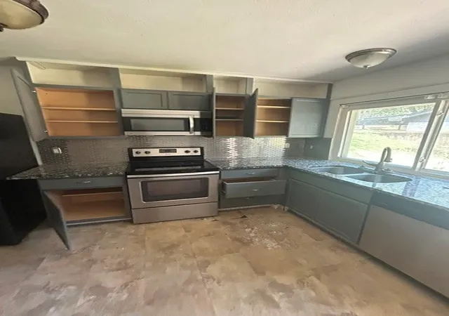 Photo 3 of Sale Pending at 2805 Pinewood Dr, Garland, TX 75044 | MLS# 21334449 | Listing updated on 2026-07-26
