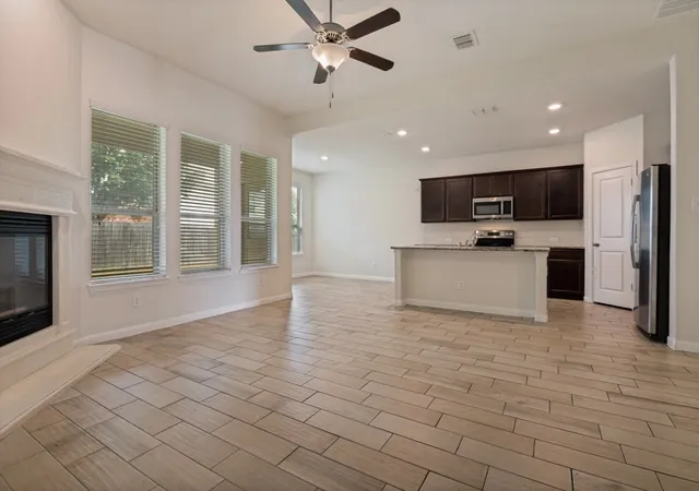 Photo 3 of Single family home for sale at 120 Rain Cloud Dr, Waxahachie, TX 75165 | MLS# 21334143 | Listing updated on 2026-08-29