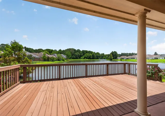 2nd image of 2140 Burgundy Ridge Dr, Shreveport, LA 71118 | MLS# 21334467