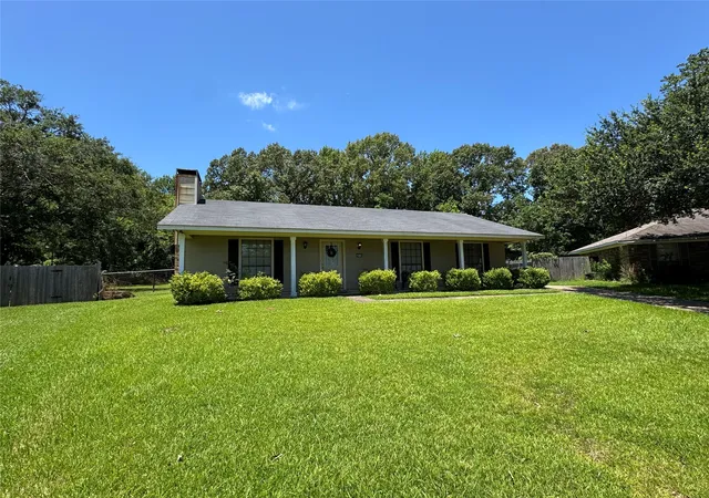 Photo 1 of Sale Pending at 4819 Bramble Wy, Shreveport, LA 71118 | MLS# 21334485 | Listing updated on 2026-08-31