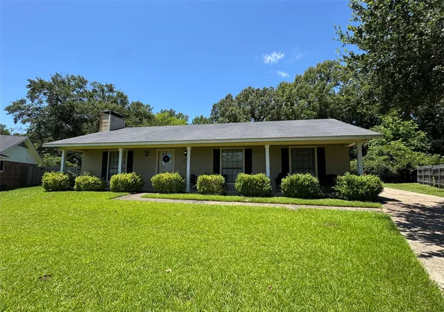 Photo 3 of Sale Pending at 4819 Bramble Wy, Shreveport, LA 71118 | MLS# 21334485 | Listing updated on 2026-08-31