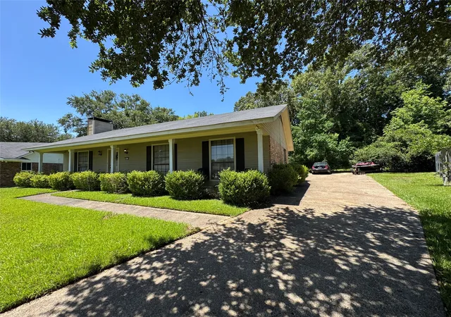 Photo 3 of Sale Pending at 4819 Bramble Wy, Shreveport, LA 71118 | MLS# 21334485 | Listing updated on 2026-08-31