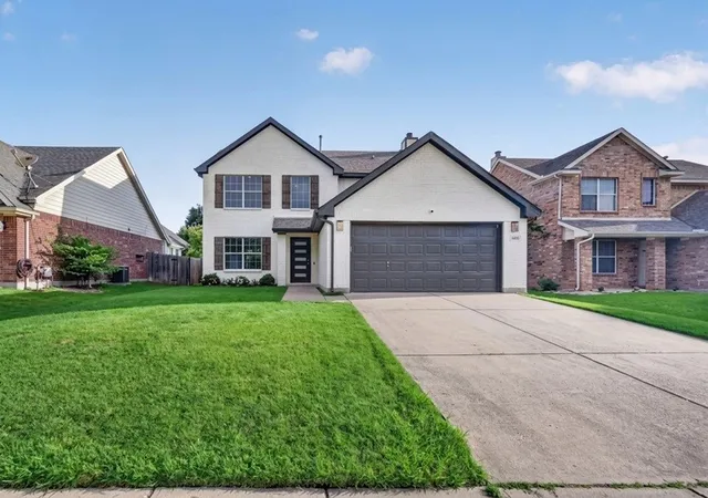 Photo 3 of Single family home for sale at 640 Fossil Wood Dr, Fort Worth, TX 76179 | MLS# 21333817 | Listing updated on 2026-08-27