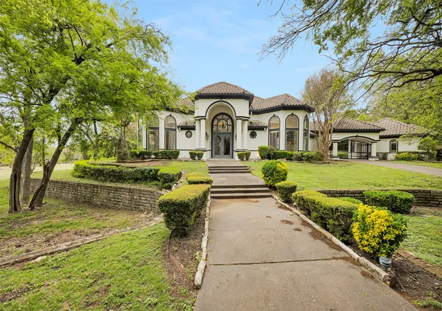 Photo 1 of Mansion for sale at 1813 Richlen Wy, Desoto, TX 75115 | MLS# 21334517 | Listing updated on 2026-07-21