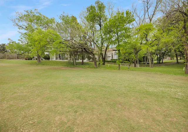 Photo 4 of Single family home for sale at 1813 Richlen Wy, Desoto, TX 75115 | MLS# 21334517 | Listing updated on 2026-07-21