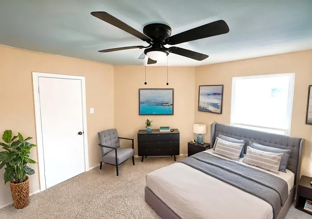 Listing Photo 4 - Condo for sale in building located at 9809 Walnut St, Dallas, TX 75243 - Unit #208