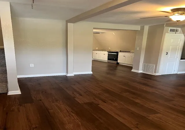 Photo 3 of Single family home for sale at 7809 Shannon Dr, Brownwood, TX 76801 | MLS# 21333392 | Listing updated on 2026-07-18