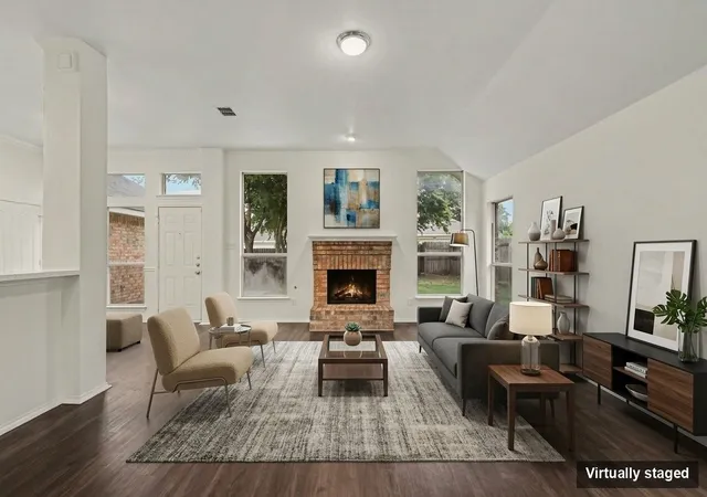 Photo 3 of Single family home for sale at 11709 Amber Valley Dr, Frisco, TX 75035 | MLS# 21311334 | Listing updated on 2026-09-21