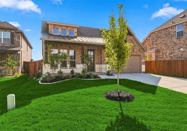 Photo 1 of Single family home for sale at 1122 Rothland Ct, Red Oak, TX 75154 | MLS# 21277552 | Listing updated on 2026-09-30