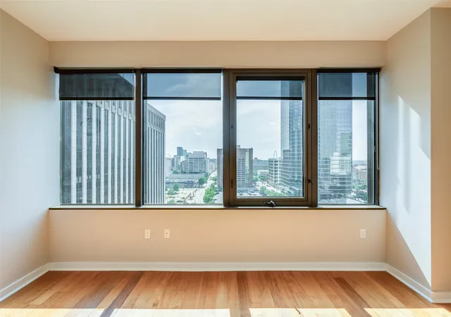Condo for sale at 1200 Main St #1002, Dallas, TX 75202 | MLS# 21333273