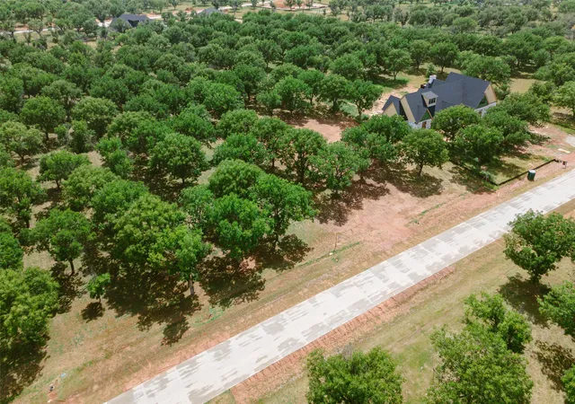 Photo 3 of Sale Pending at 2161 E Landings N, Granbury, TX 76049 | MLS# 21333927 | Listing updated on 2026-08-10