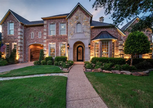 2nd image of 8411 Buffalo Dr, Lantana, TX 76226 | MLS# 21312049