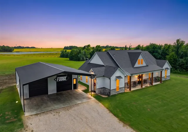 Photo 1 of Single family home for sale at 700 Cr 44430, Paris, TX 75460 | MLS# 21333949 | Listing updated on 2026-07-20