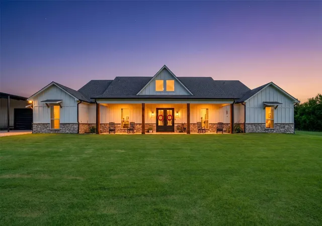 Photo 2 of Single family home for sale at 700 Cr 44430, Paris, TX 75460 | MLS# 21333949 | Listing updated on 2026-07-20