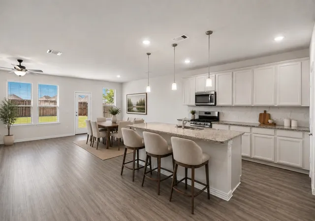 Photo 1 of Single family home for sale at 984 Manuel Dr, Fate, TX 75087 | MLS# 21330695 | Listing updated on 2026-10-07