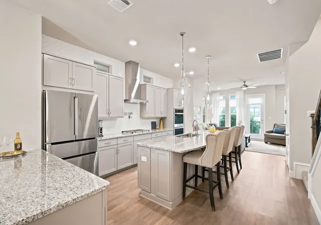 2nd image of 1011 Tea Olive Ln, Dallas, TX 75212 | MLS# 21333961