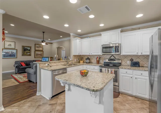 Photo 4 of Single family home for sale at 106 Lola Cir, Benton, LA 71006 | MLS# 21334728 | Listing updated on 2026-07-24