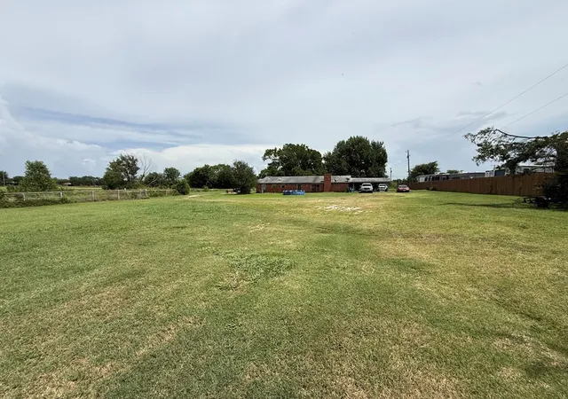 Homes for sale in Corsicana, TX | 4324 W Park Row Blvd, Corsicana, TX 75110 | MLS# 21334733