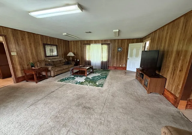 Photo 3 of Sale Pending at 4324 W Park Row Blvd, Corsicana, TX 75110 | MLS# 21334733 | Listing updated on 2026-07-24