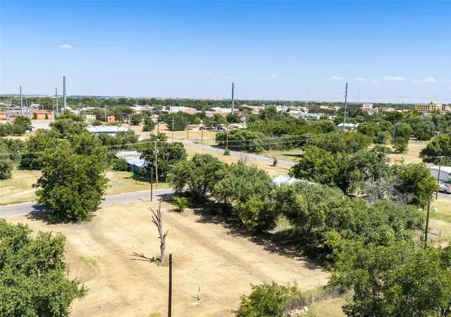 Photo 3 of Land for sale at 1116 Houston St, Vernon, TX 76384 | MLS# 21334741 | Listing updated on 2026-10-06