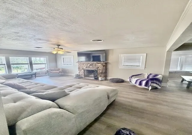 Photo 3 of Single family home for sale at 124 S 3Rd St, Jacksboro, TX 76458 | MLS# 21334763 | Listing updated on 2026-08-18