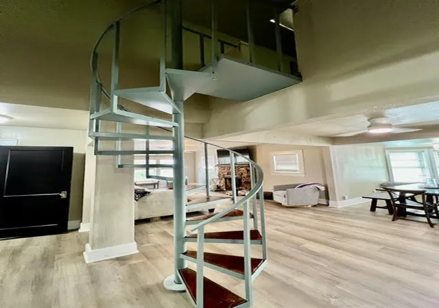 Photo 4 of Single family home for sale at 124 S 3Rd St, Jacksboro, TX 76458 | MLS# 21334763 | Listing updated on 2026-08-18