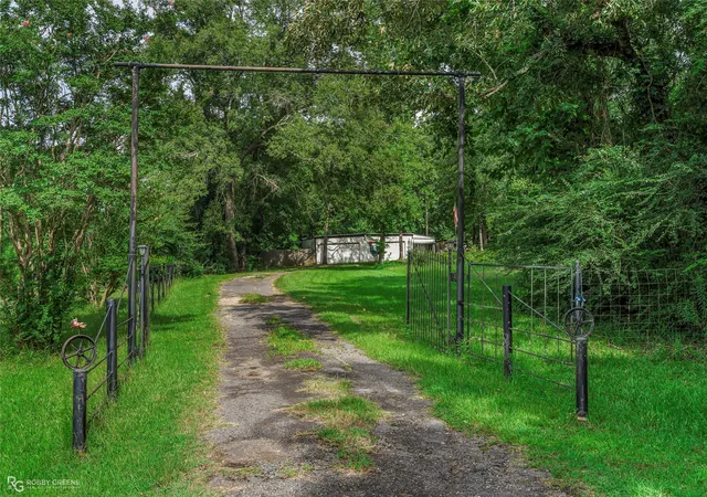Photo 3 of Single family home for sale at 773 Main St, Doyline, LA 71023 | MLS# 21334759 | Listing updated on 2026-07-18