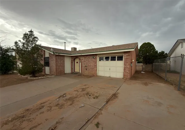 Photo 3 of Sale Pending at 10709 Quartz St, El Paso, TX 79924 | MLS# 21334827 | Listing updated on 2026-08-25