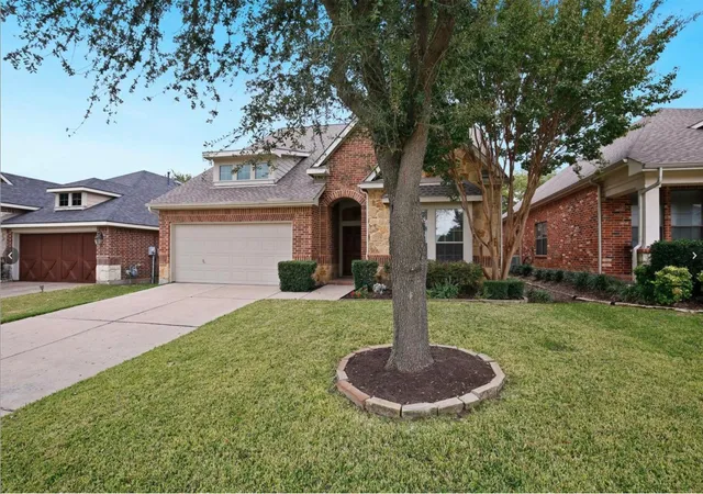 Photo 2 of Single family home for sale at 6939 Chackbay Ln, Dallas, TX 75227 | MLS# 21334388 | Listing updated on 2026-08-06