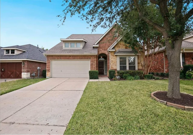 Photo 3 of Single family home for sale at 6939 Chackbay Ln, Dallas, TX 75227 | MLS# 21334388 | Listing updated on 2026-08-06