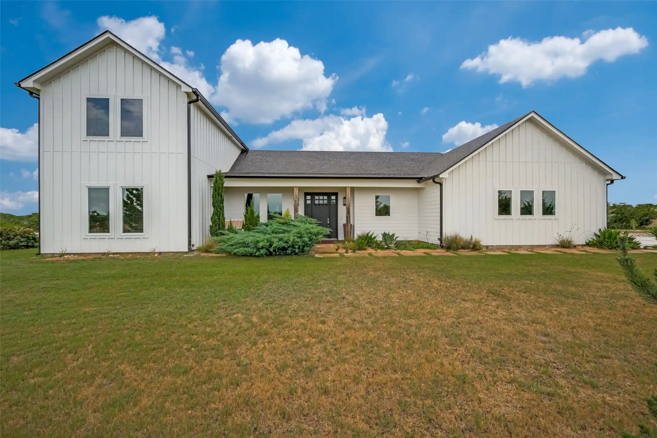Photo 1 of Single family home for sale at 1346 County Road 2625, Decatur, TX 76234 | MLS# 21333887 | Listing updated on 2026-10-29